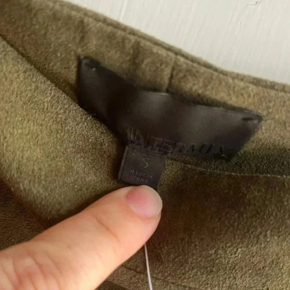 Intermix NWT $395 Dana Suede High Waist Olive green Pencil Slit Skirt Size Small - Picture 7 of 8